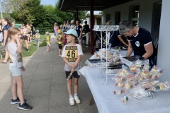 5d1ef9ee-3379-4a69-b866-3930c4042b6d_1_201_a_54007223672_l